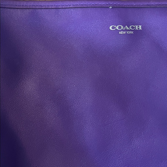 Vintage Coach Purple Leather Shoulder Bag - Picture 10 of 10